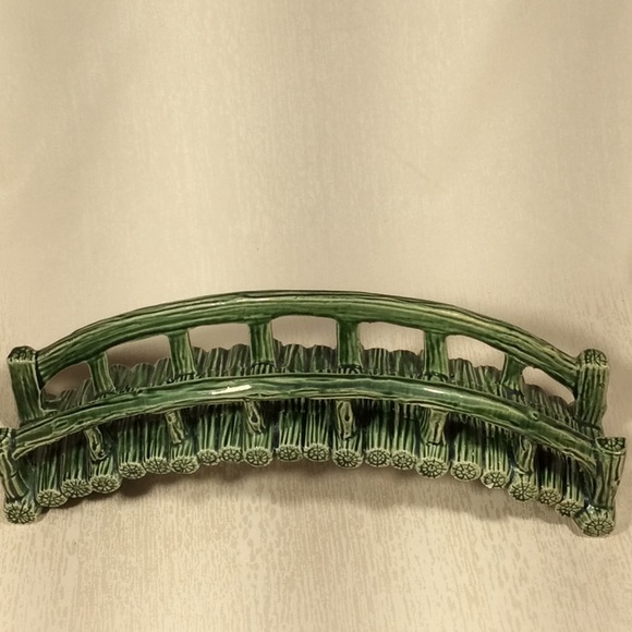 Two Fish tank Bridge Decorations - Picture 3 of 14